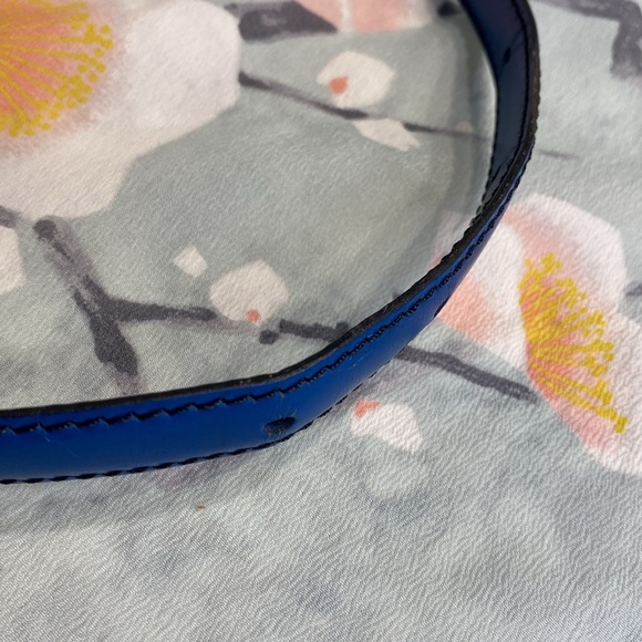 Louis Vuitton Epi Jeune Fille Leather Crossbody Shoulder Bag - Picture 6 of 15